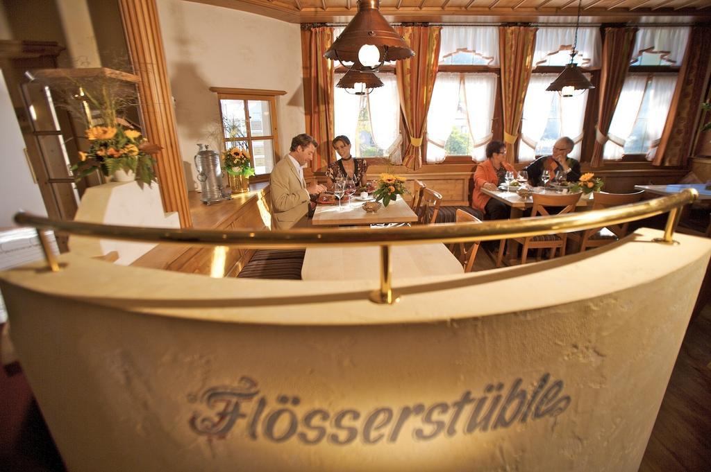 Hotel Ochsen Hoefen an der Enz Luaran gambar