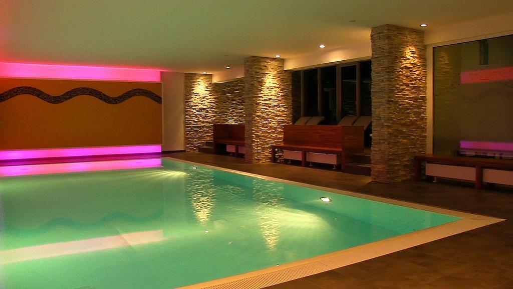 Hotel Ochsen Hoefen an der Enz Luaran gambar