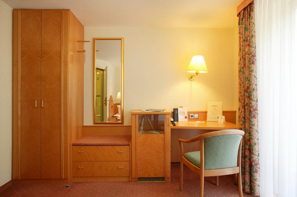 Hotel Ochsen Hoefen an der Enz Luaran gambar